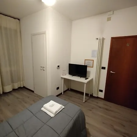 Guest house Easyroom Schio *