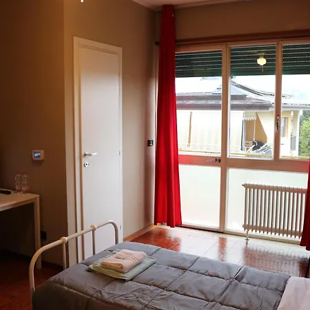 Guest house Easyroom Schio *