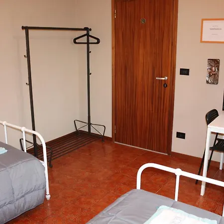 Easyroom Schio Guest house