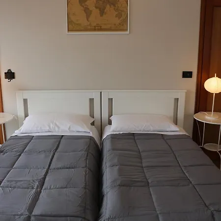 Easyroom * Schio